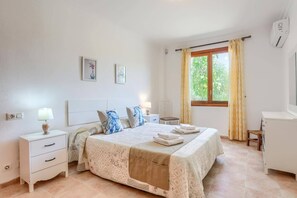 3 Schlafzimmer, Bügeleisen/Bügelbrett, kostenloses WLAN, Bettwäsche