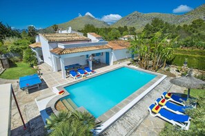 Unclassified image, 5 of 24, button