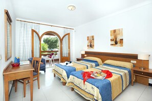 4 camere, Wi-Fi, lenzuola