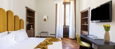 2 Schlafzimmer, Schreibtisch, Bügeleisen/Bügelbrett, kostenloses WLAN