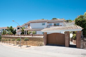 Exterior - Villa Miraflores Sol by Villa Plus (Mijas)