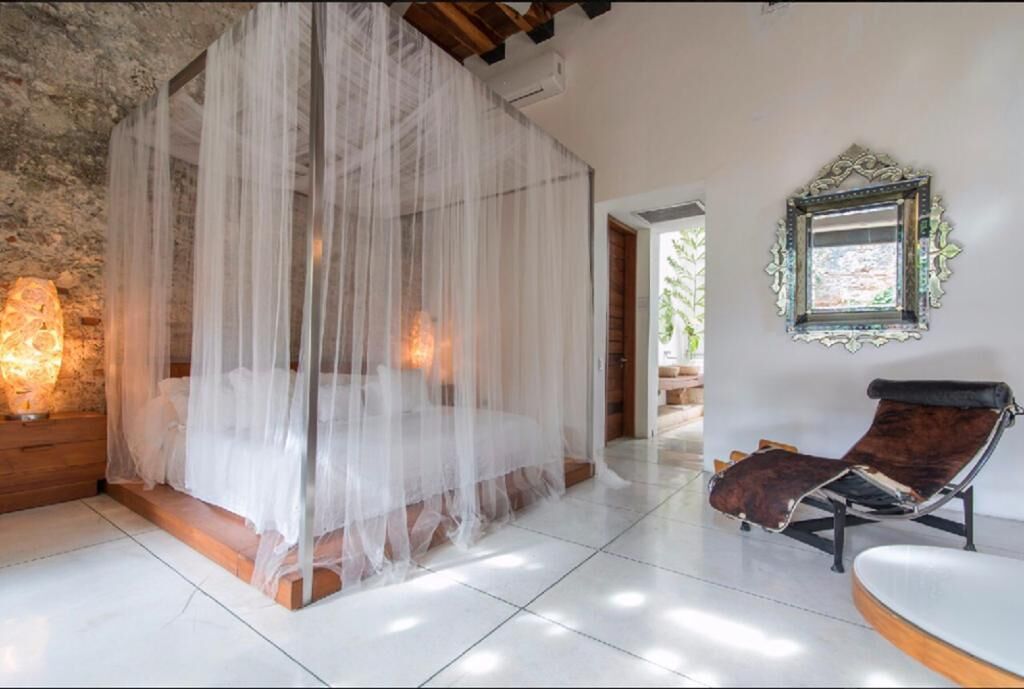 Luxury Living in the Heart of Cartagena: Book Your Stay Today!