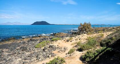 Villa Tamarindos by Villa Plus