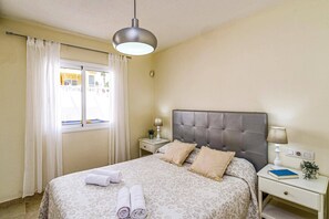 3 habitaciones, tabla de planchar con plancha y wifi gratis 