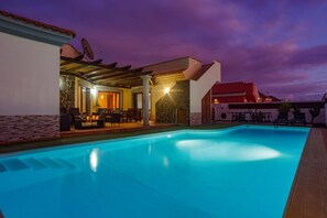 Pool - Villa Maca by Villa Plus (Corralejo)
