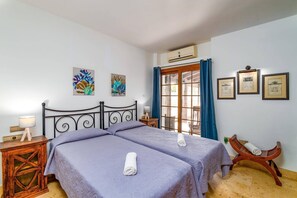 4 camere, Wi-Fi, lenzuola