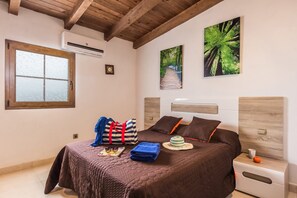 4 camere, Wi-Fi, lenzuola