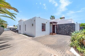 Exterior - Villa Flamingo by Villa Plus (Playa Blanca)