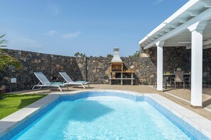 Oklassificerad bild, 3 av 18, knapp