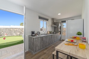 Mikrobølgeovn, oppvaskmaskin og kaffetrakter/tekoker