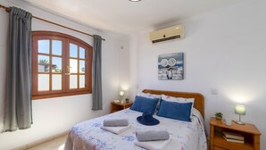 3 bedrooms, iron/ironing board, free WiFi, bed sheets - Villa Orzola by Villa Plus (Tías)