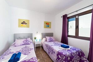 4 habitaciones, tabla de planchar con plancha y wifi gratis 