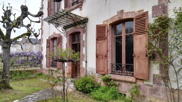 DĂ©tail de lâextĂ©rieur