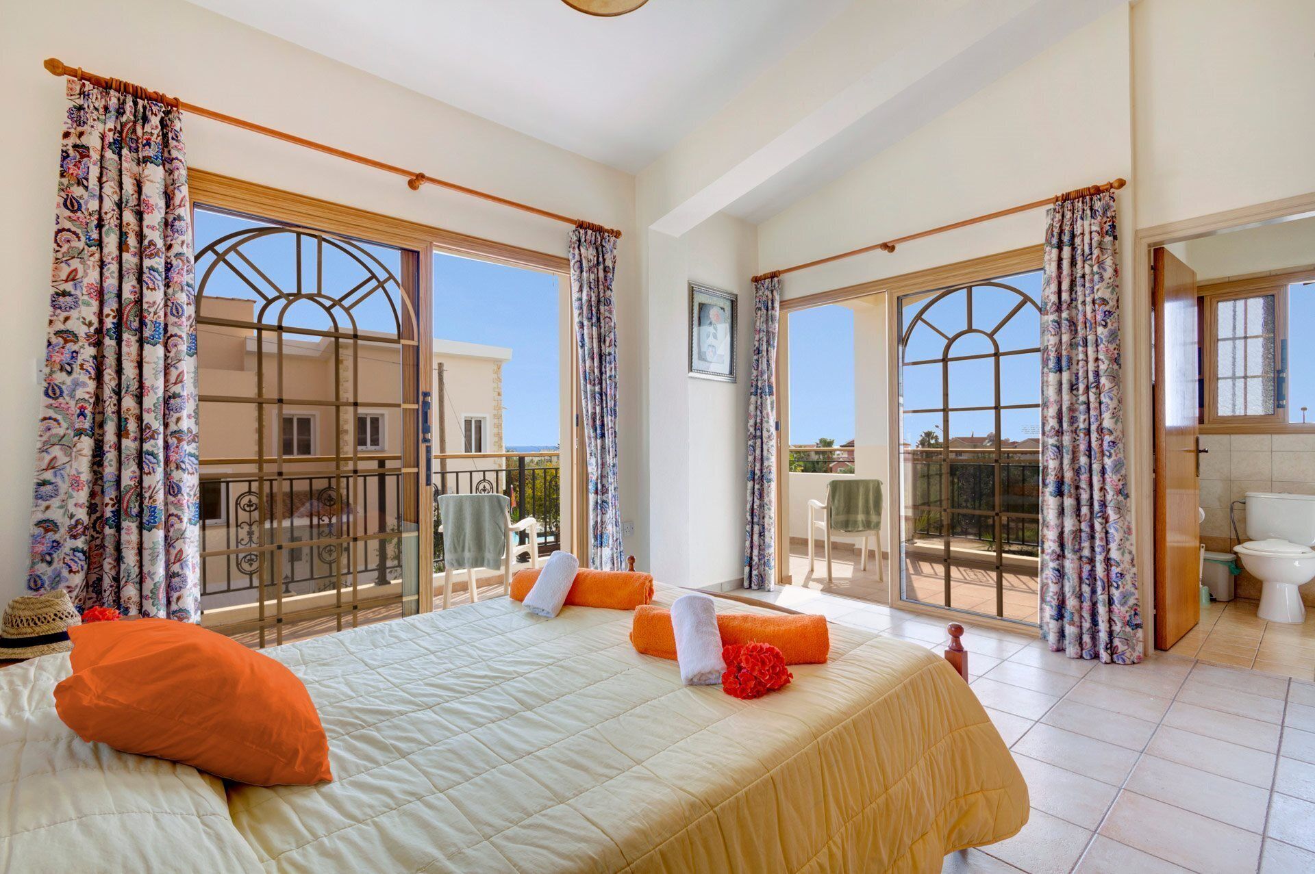 3 bedrooms, WiFi, bed sheets