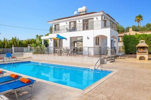 Pool - Villa Themis by Villa Plus (Peyia)