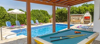 Villa Theo Sapphire by Villa Plus