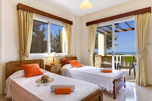 3 bedrooms, WiFi, bed sheets