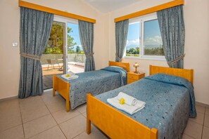 3 Schlafzimmer, Bügeleisen/Bügelbrett, kostenloses WLAN, Bettwäsche