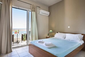 3 bedrooms, WiFi, bed sheets - Villa Lourdas Beach by Villa Plus (Lourdata)