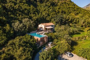 Exterior - Villa Katelios Bay View by Villa Plus (Ionian Islands)