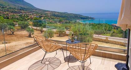 Villa Michou Thalassa by Villa Plus