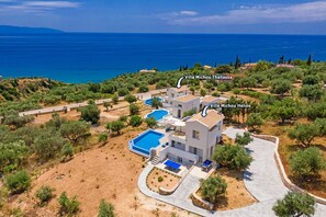 Exterior - Villa Michou Thalassa by Villa Plus (Ionian Islands)