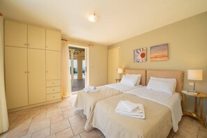 2 bedrooms, WiFi, bed sheets