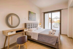 4 bedrooms, WiFi, bed sheets