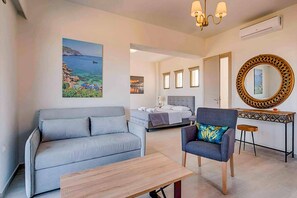 Smart TV, ping pong - Villa Nikos Olivestone by Villa Plus (Rhodes)