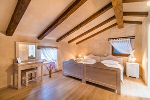 5 Schlafzimmer, WLAN, Bettwäsche