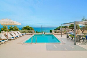 Pool - Villa Chrysso by Villa Plus (Ionian Islands)