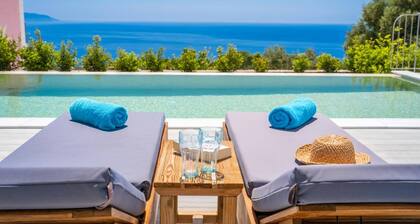 Villa Prasino by Villa Plus