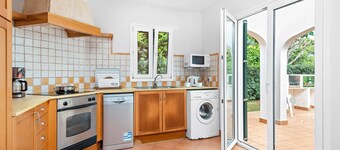 Villa Kandela Blanes by Villa Plus