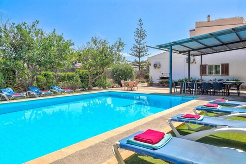 Villa Es Torrent by Villa Plus