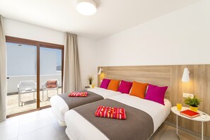 4 habitaciones, tabla de planchar con plancha y wifi gratis 