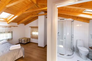 Hair dryer, towels - Villa Loulou by Villa Plus (Episkopos)