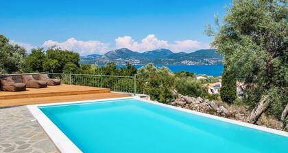 Villa Loulou by Villa Plus