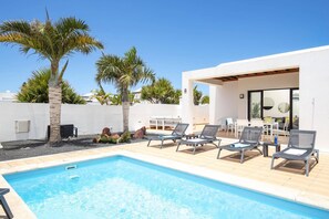 Pool - Villa Norma by Villa Plus (Playa Blanca)