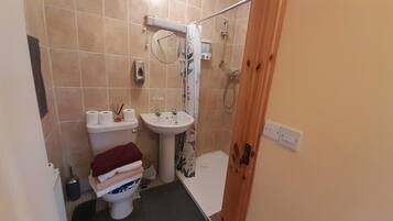 Apartment, 1 Queen Bed with Sofa bed | Bathroom
