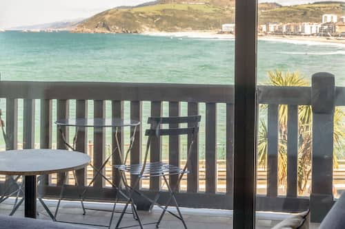 Junior-Studiosuite, Balkon, Meerblick | Strand-/Meerblick