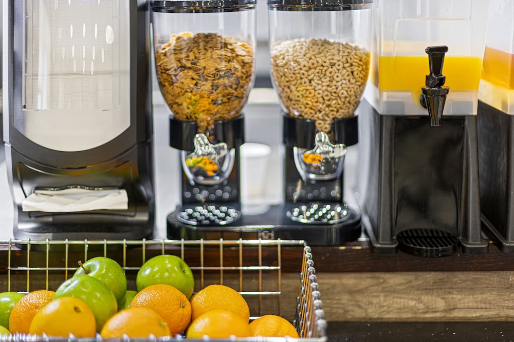 Highbridge Hotel by null