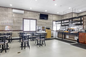 Free daily buffet breakfast