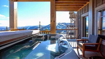Bain à remous intérieur