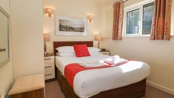 2 bedrooms, individually decorated, individually furnished, free WiFi