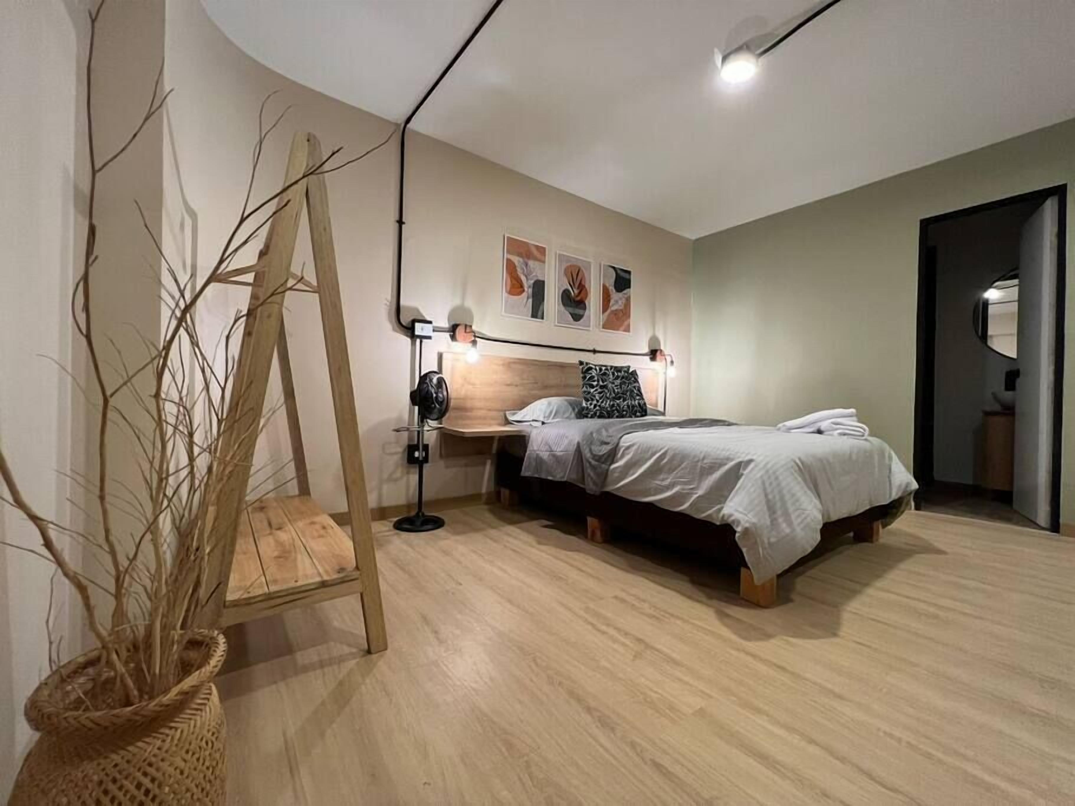 Apartamento en planta baja cerca a Laureles NID103