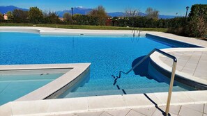 Outdoor pool, pool loungers