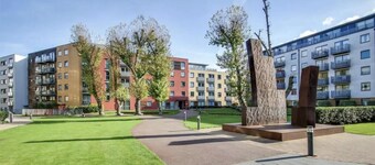 Central London 2-bed Apartment