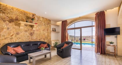 Ta Rozarja Maisonette With Private Pool