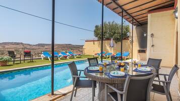 独立别墅, 多张床 | 泳池 | 室外游泳池