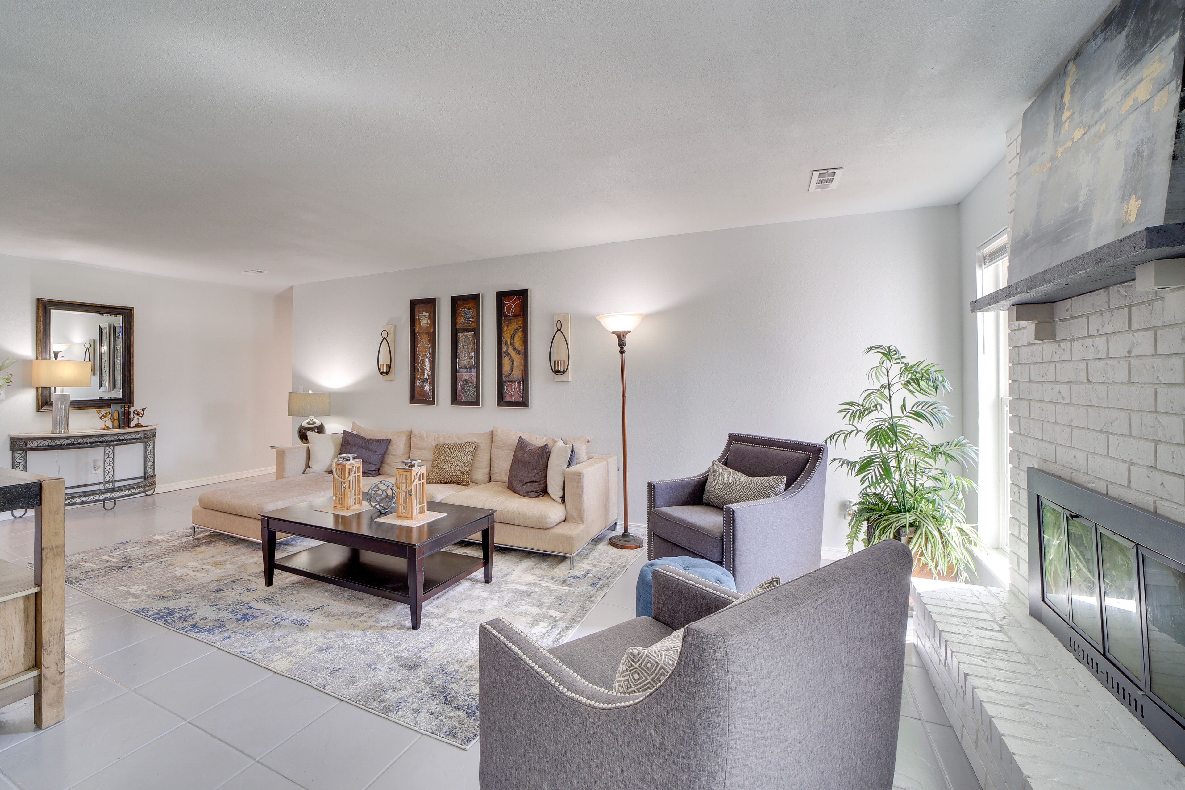 Pet-Friendly Tulsa Vacation Rental w/ Sunroom